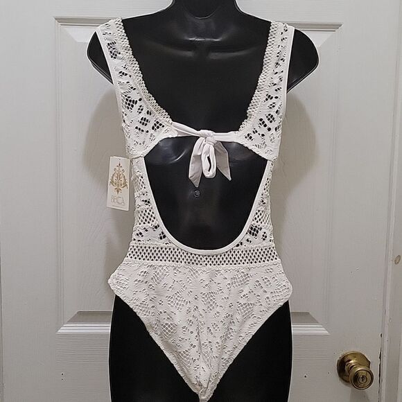 Becca by Rebecca Virtue White Captured Crochet One-Piece Swimsuit - Picture 9 of 16